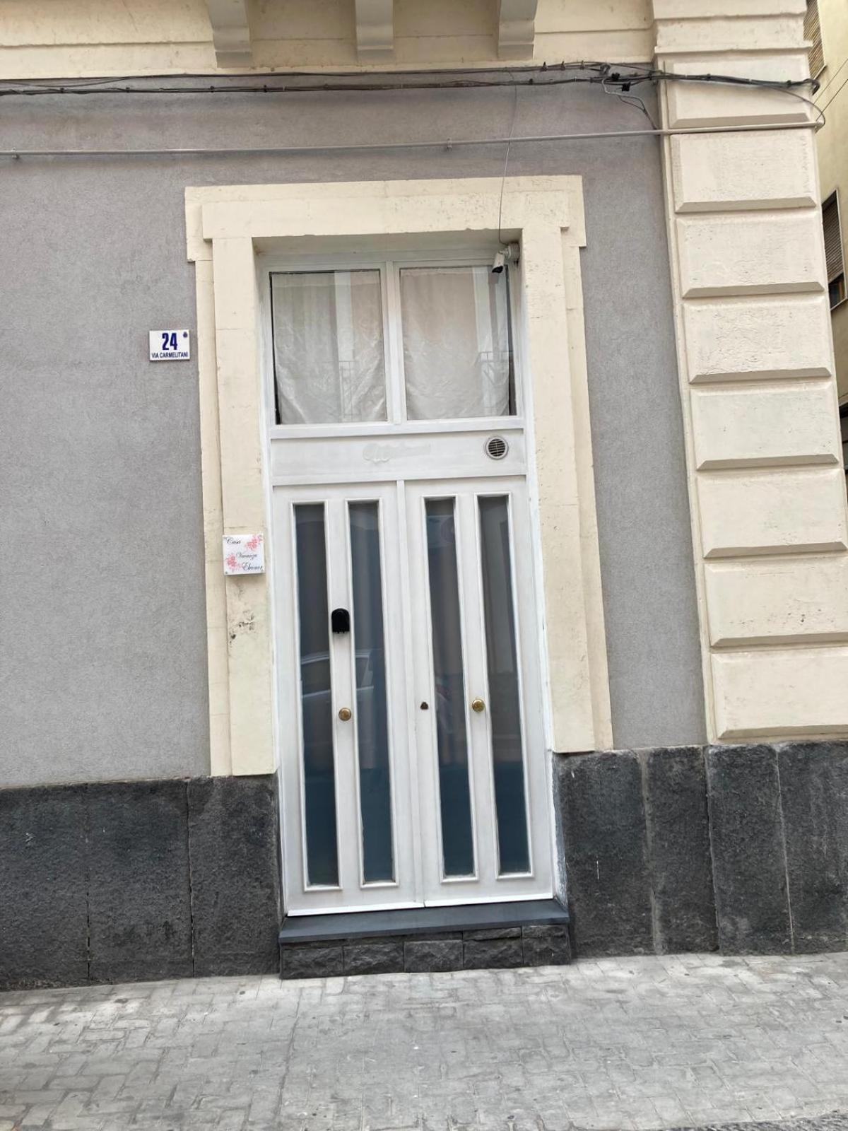 Casa Vacanze Eleonor Catánia Buitenkant foto