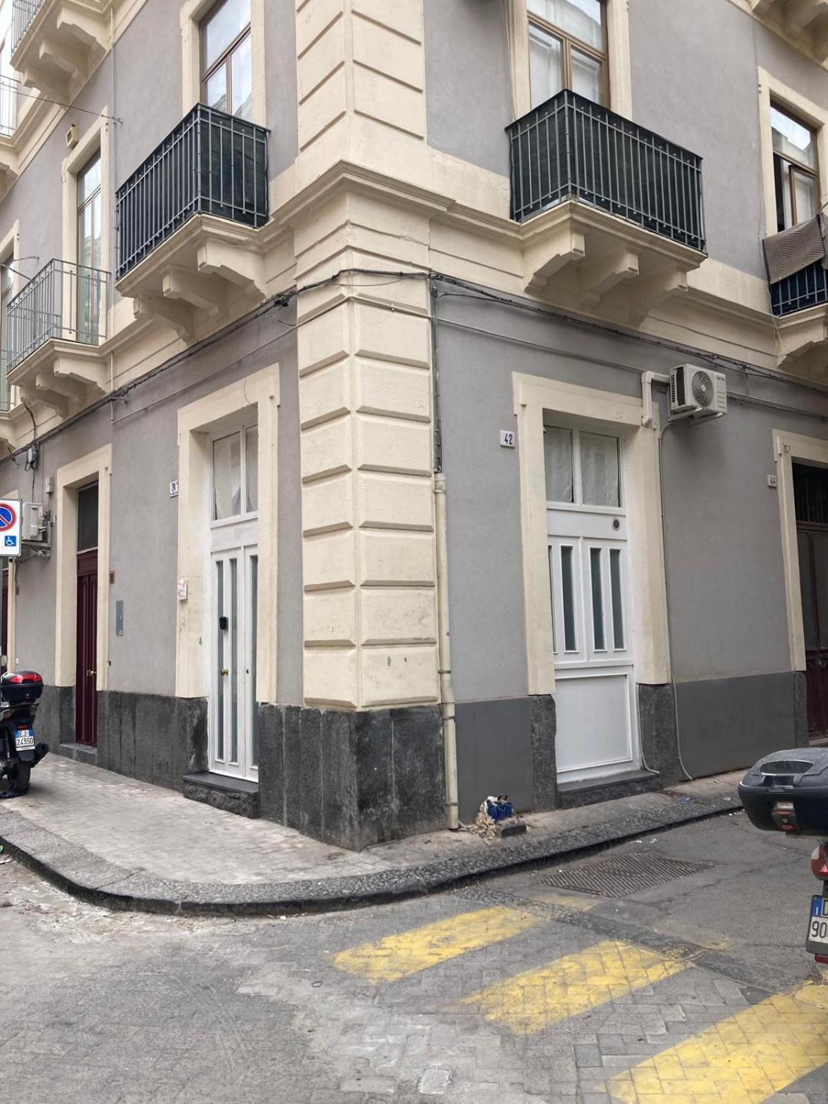 Casa Vacanze Eleonor Catánia Buitenkant foto